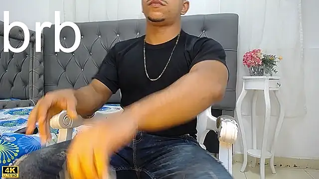 Javier_Hot27_