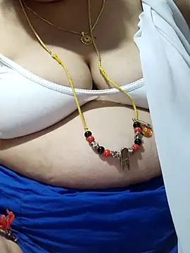 tamilthanushri