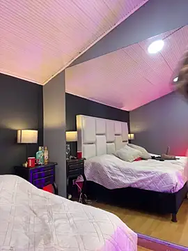 Samantha_Milf__