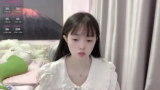 Mia-6688