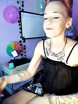 Webcam Model (Purple2StayThnxx)  is live.Free join now!