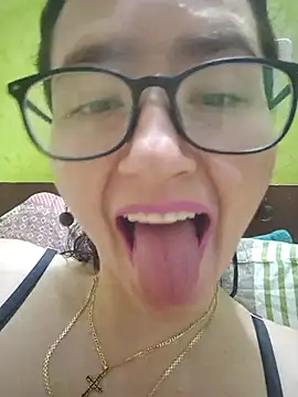 Webcam Model (Linda_Hot13)  is live.Free join now!