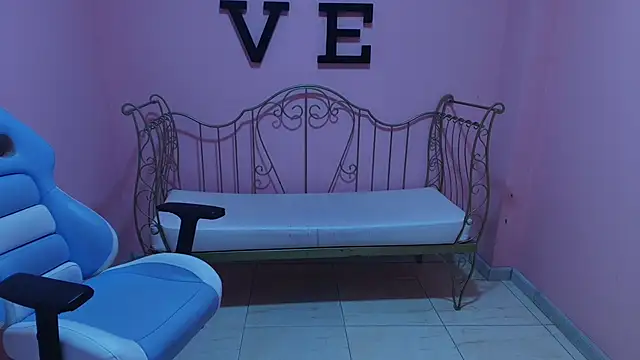 Live sex cam of ingrid03_taffur