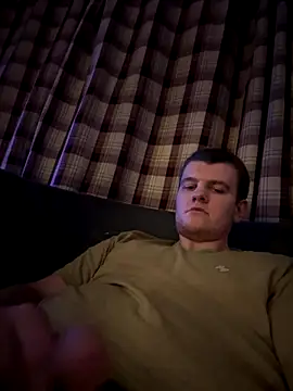 bushyboy44 - BushyBoy44's free webcam - UK Sex Cams