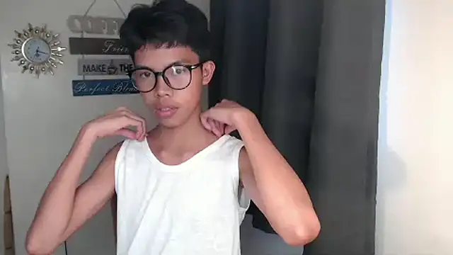 urcumjp live cam screenshot male on Bagaboante — Live Sex Chat & Cams