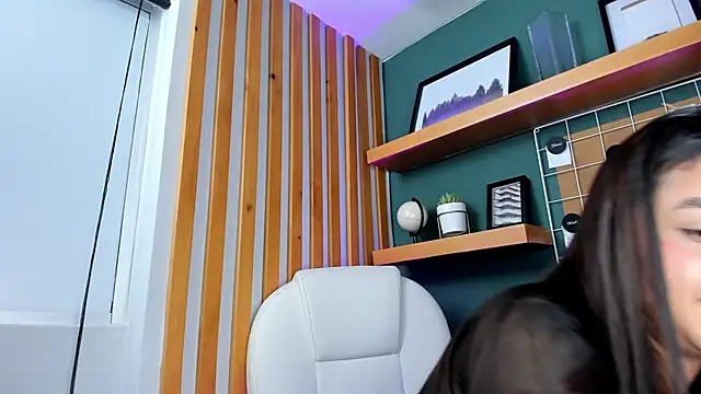 Bella_walker_