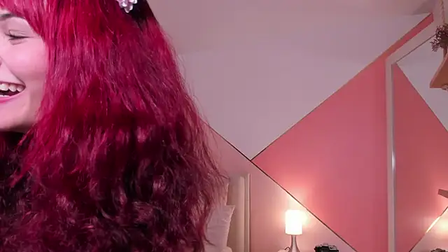 mae_lyra
