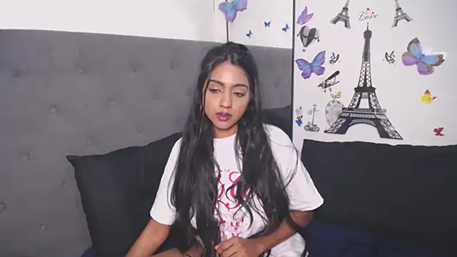 Delilah_Blazee