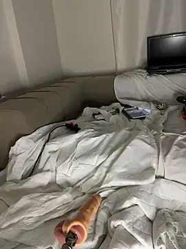 Ozge-SluttyScream69