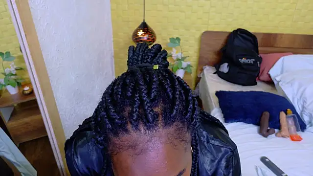 kiara_evanss