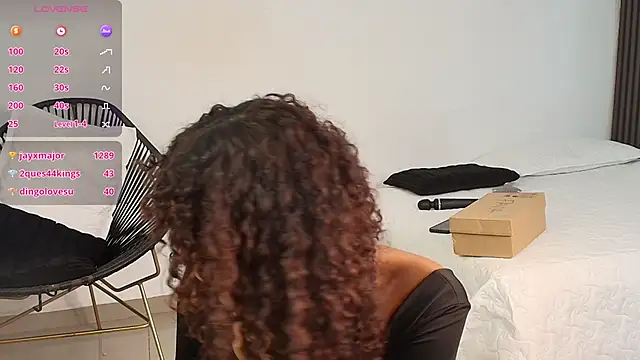  flavia_cruz chat room