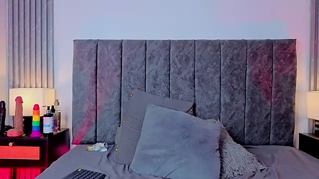 Ema_Stone65