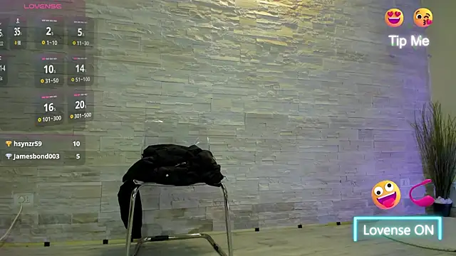 jelly_bee - Jelly_Bee's free webcam - UK Sex Cams
