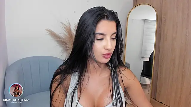 Kimm_khalifa from StripChat is Freechat