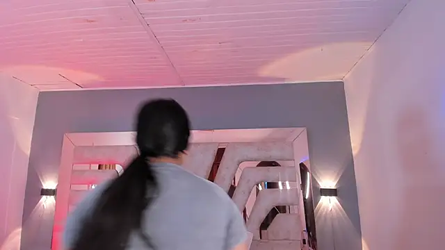 BellaBoobs_