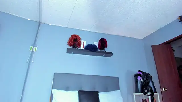 coco_kiss - Coco_Kiss's free webcam - UK Sex Cams