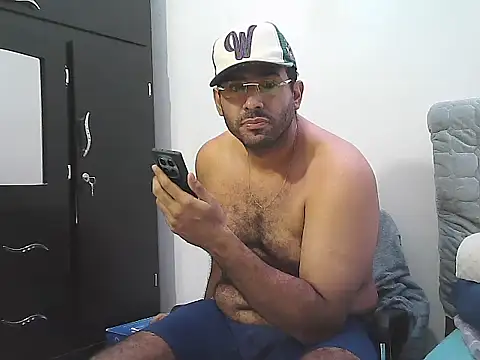 AlphaLatinoBear