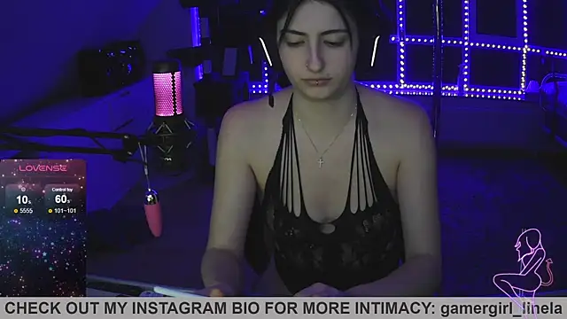 Preview of gamergirl-linela