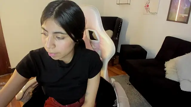  lunitaa18 chat room