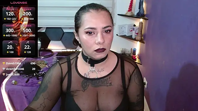 Alexa_Slavehot777