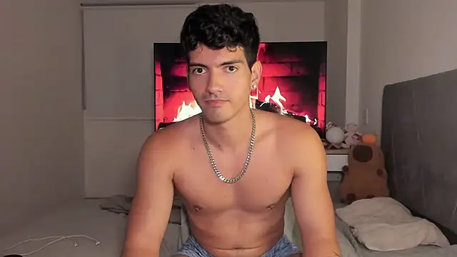 bbbeachboy - Bbbeachboy's free webcam - UK Sex Cams