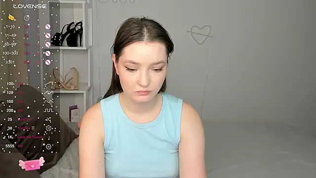 fairyy_moon - Fairyy_Moon's free webcam - UK Sex Cams