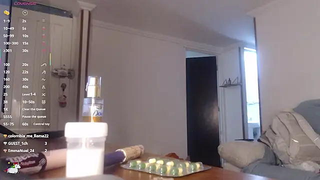 Nicolette_ks_