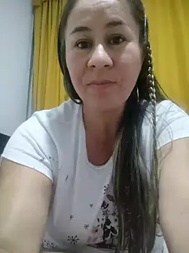 Webcam Model (Nala1986)  is live.Free join now!