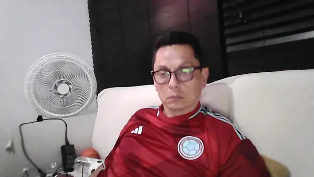 marcuskelvin - MarcusKelvin's free webcam - UK Sex Cams