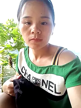 Suni2345 webcam stripchat model stream image