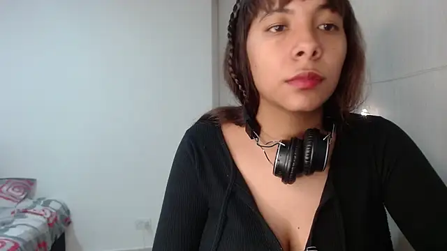 kittyrose3 - Kittyrose3's free webcam - UK Sex Cams