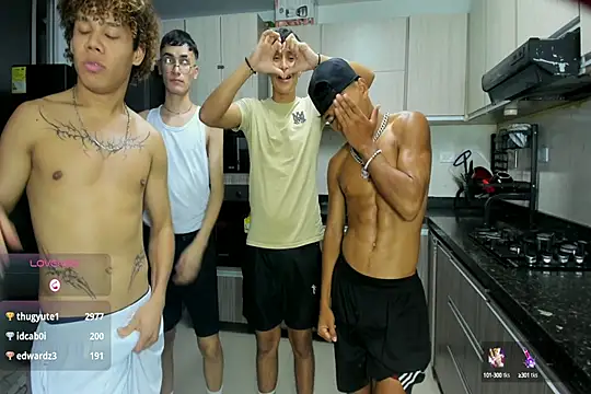 Crazyboys_hot