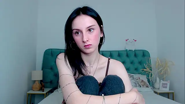 Little_moly999