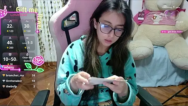 Maggie_Fox3