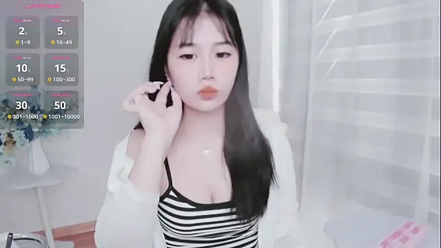 Crystal_Lea