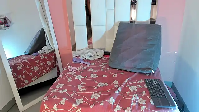 Alanna_hot3