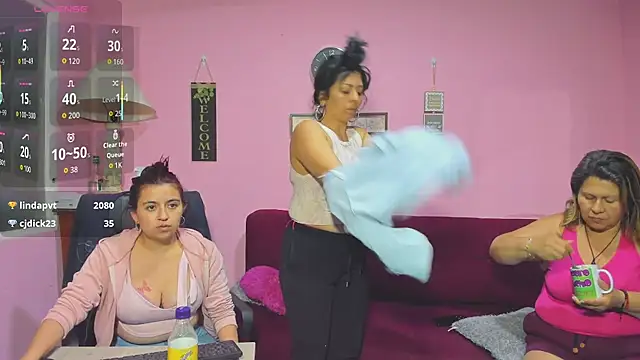 lesbiancuple