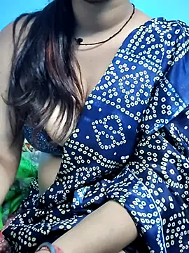 Webcam Model (jaan-step)  is live.Free join now!