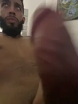 Zyan_Moratto live cam screenshot male on SexOnline.top – Live Cams, Videos, GIFs & Chat