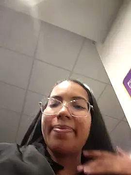 SheenaBrooke from StripChat is Freechat
