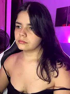 pretty_angela1