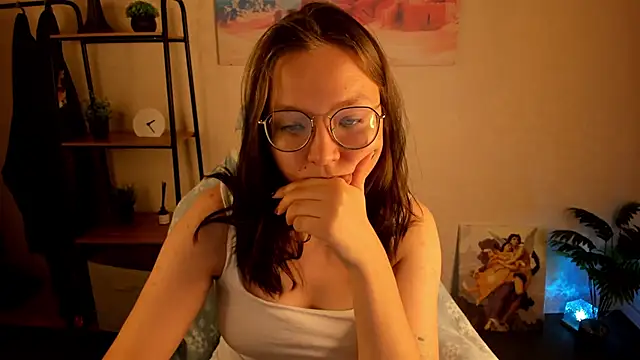 Nuura_Moore