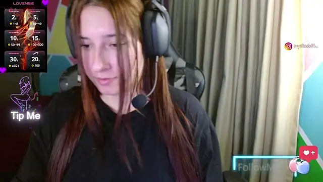  Mysticdoll69_ chat room