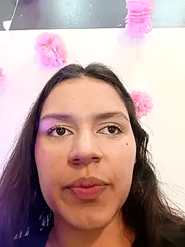 Danni_shy