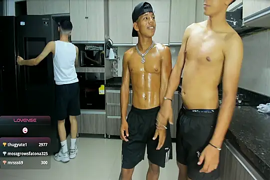 Crazyboys_hot