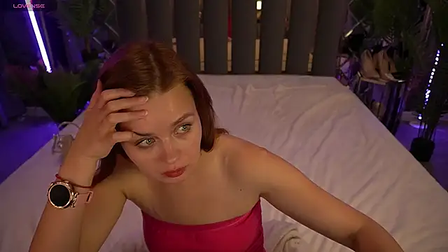 RedDoll_