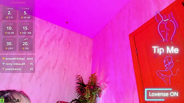 Valerie_Woods