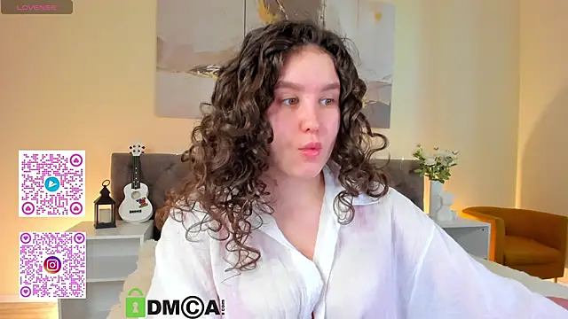 Ariella_Sol