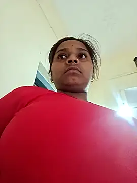 Webcam Model (Hot_crety)  is live.Free join now!