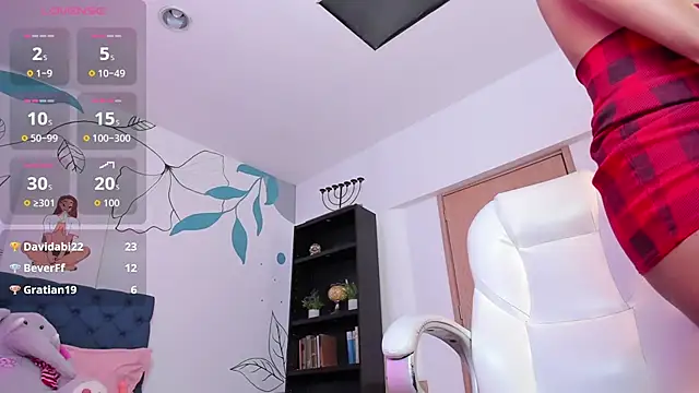 Sara_Collins2